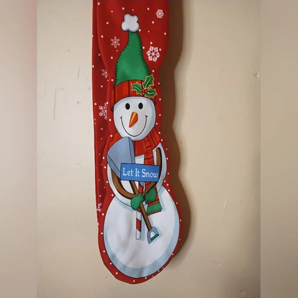 Holidays Festive Red Snowman/Snow‎ Flakes Christmas Tie
